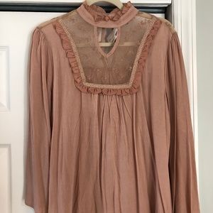 NWT! Dusty Peach Lace Top